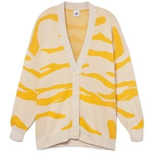 CAbi XXS NWOT Roar Cardigan runs oversized